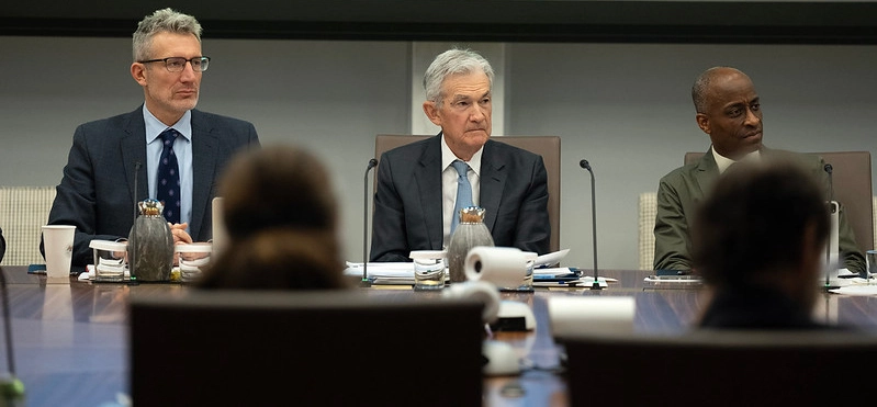 US FED Chair Powell Keeps Interest Rates Unchanged 2024
