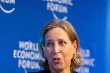 Who is Susan Wojcicki and Net Worth (9)